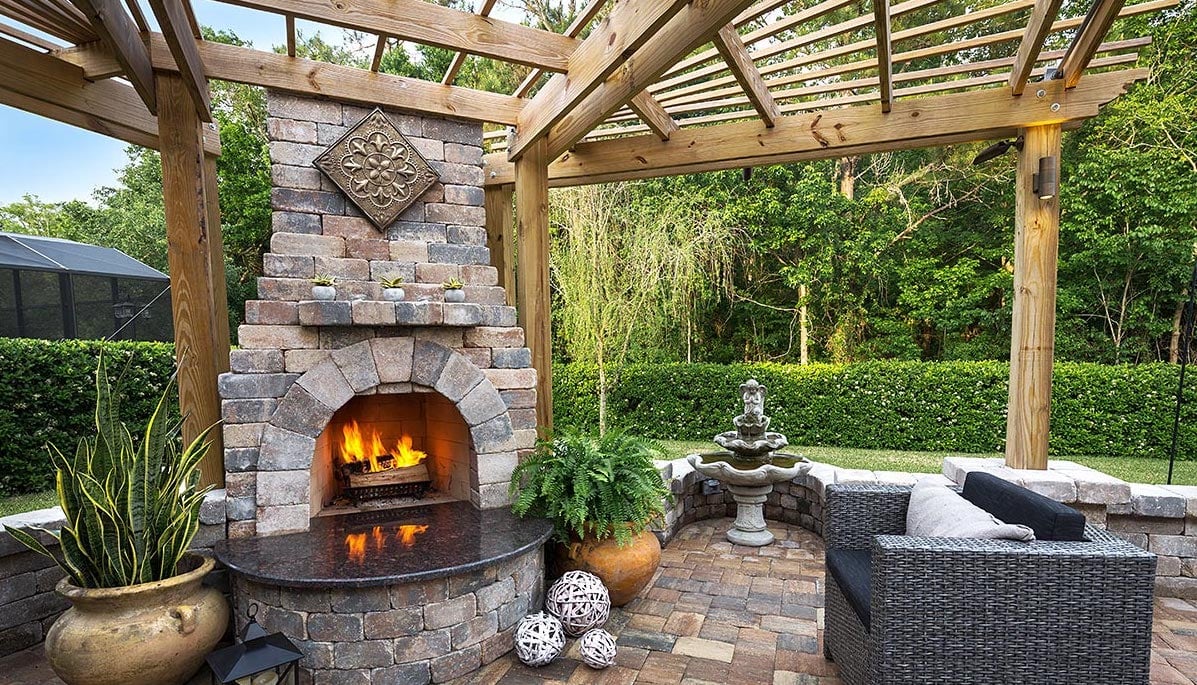Outdoor Fireplace Paver Contractor